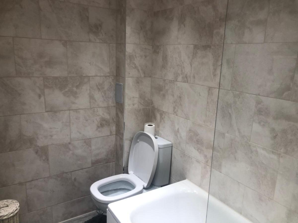 Apartamento Newly Refurbished 2 Bedroom In The Heart Of Greenwich Londres