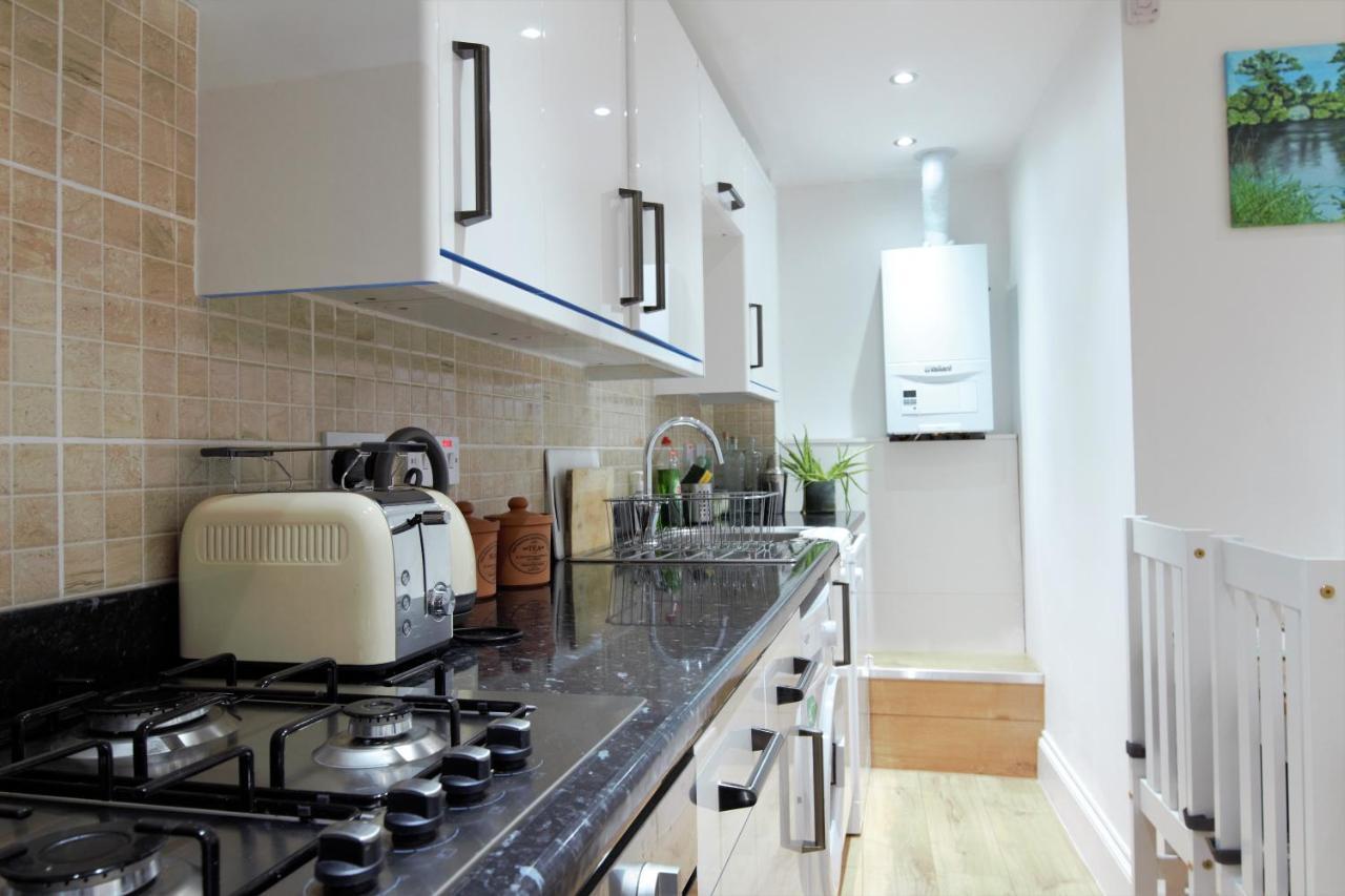 Apartamento Newly Refurbished 2 Bedroom In The Heart Of Greenwich *