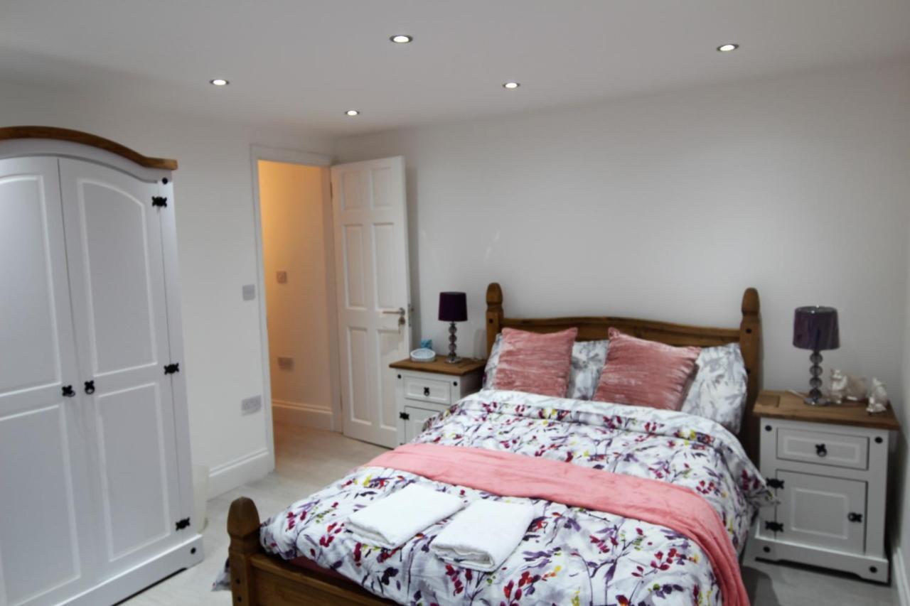 Apartamento Newly Refurbished 2 Bedroom In The Heart Of Greenwich Londres