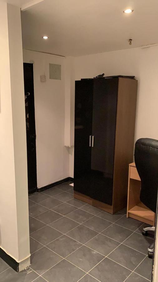 Comfort Studio Apartment *