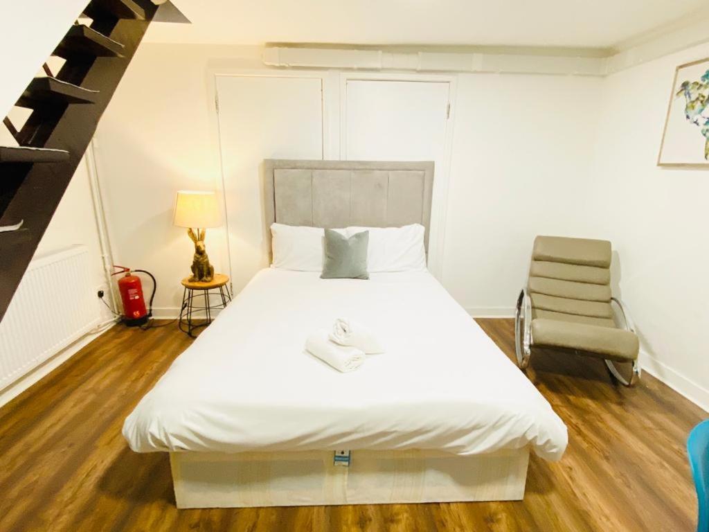 Aparthotel Commercial City *