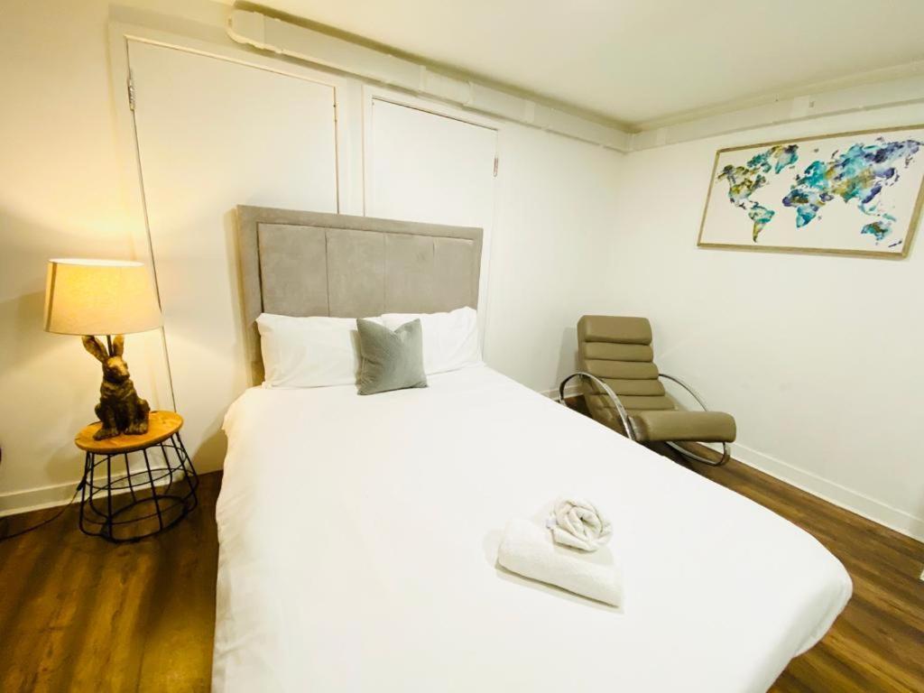 Commercial City Aparthotel London