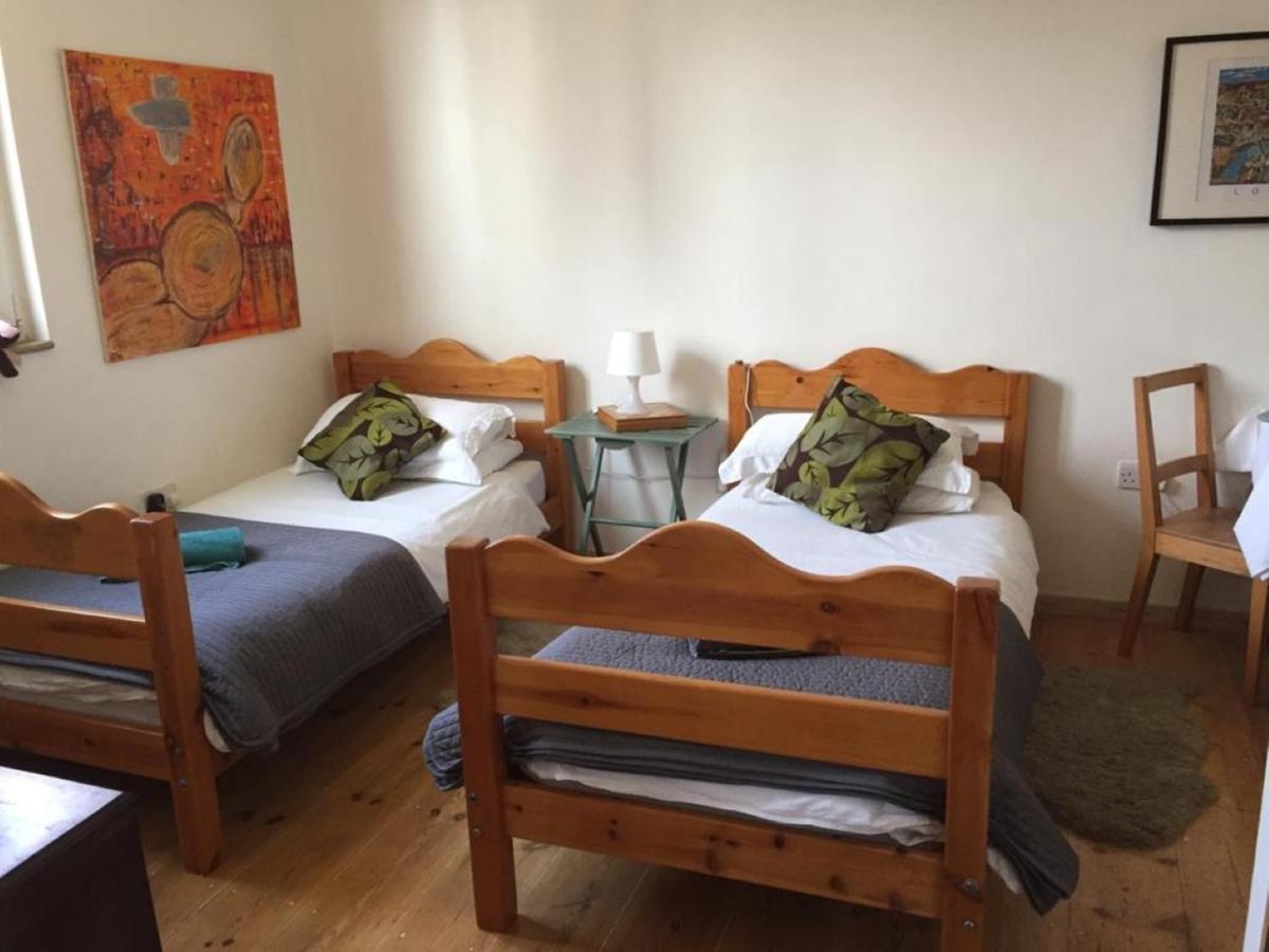 Appartement Lovely Twin With Terrace Londen