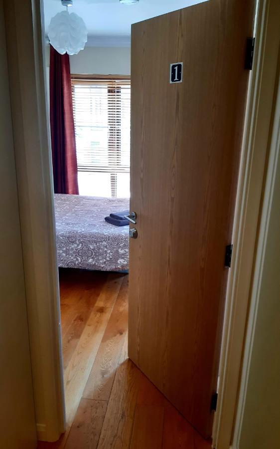 With En-suite And Free Parking Gjestgiverier 3*