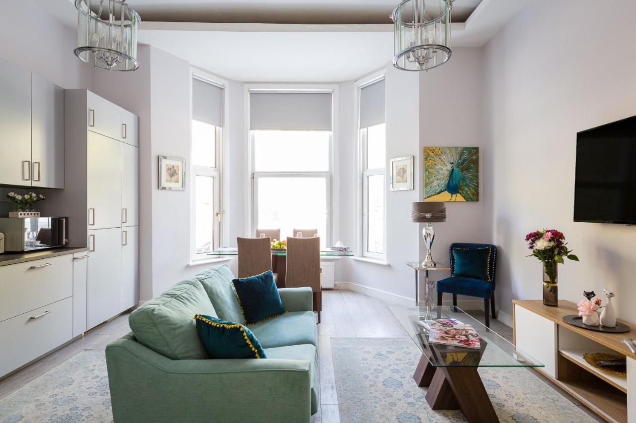 Cromwell Road Apartment