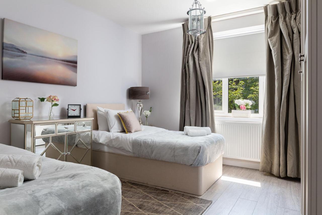 Cromwell Road Apartment