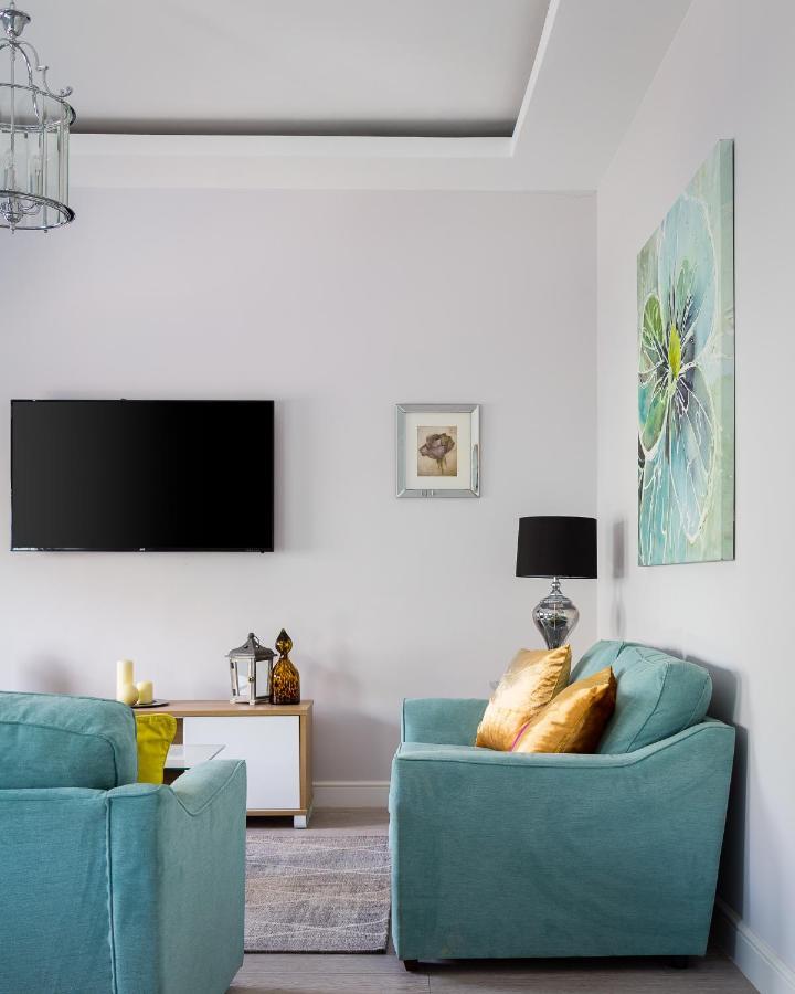 Cromwell Road Apartment *