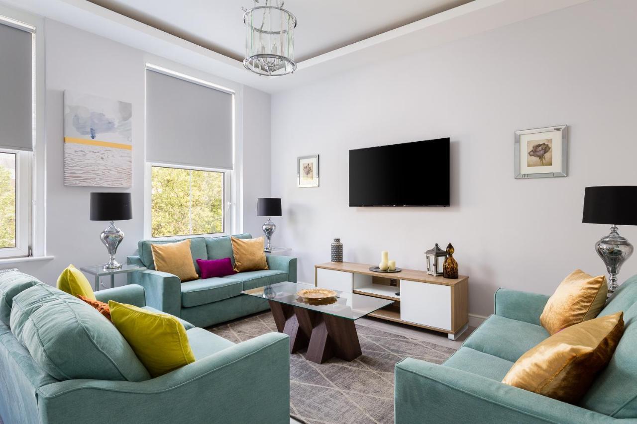 Apartment Cromwell Road London