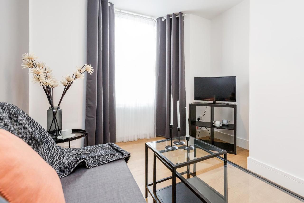 Excel Serviced Apartments: Central Convenience