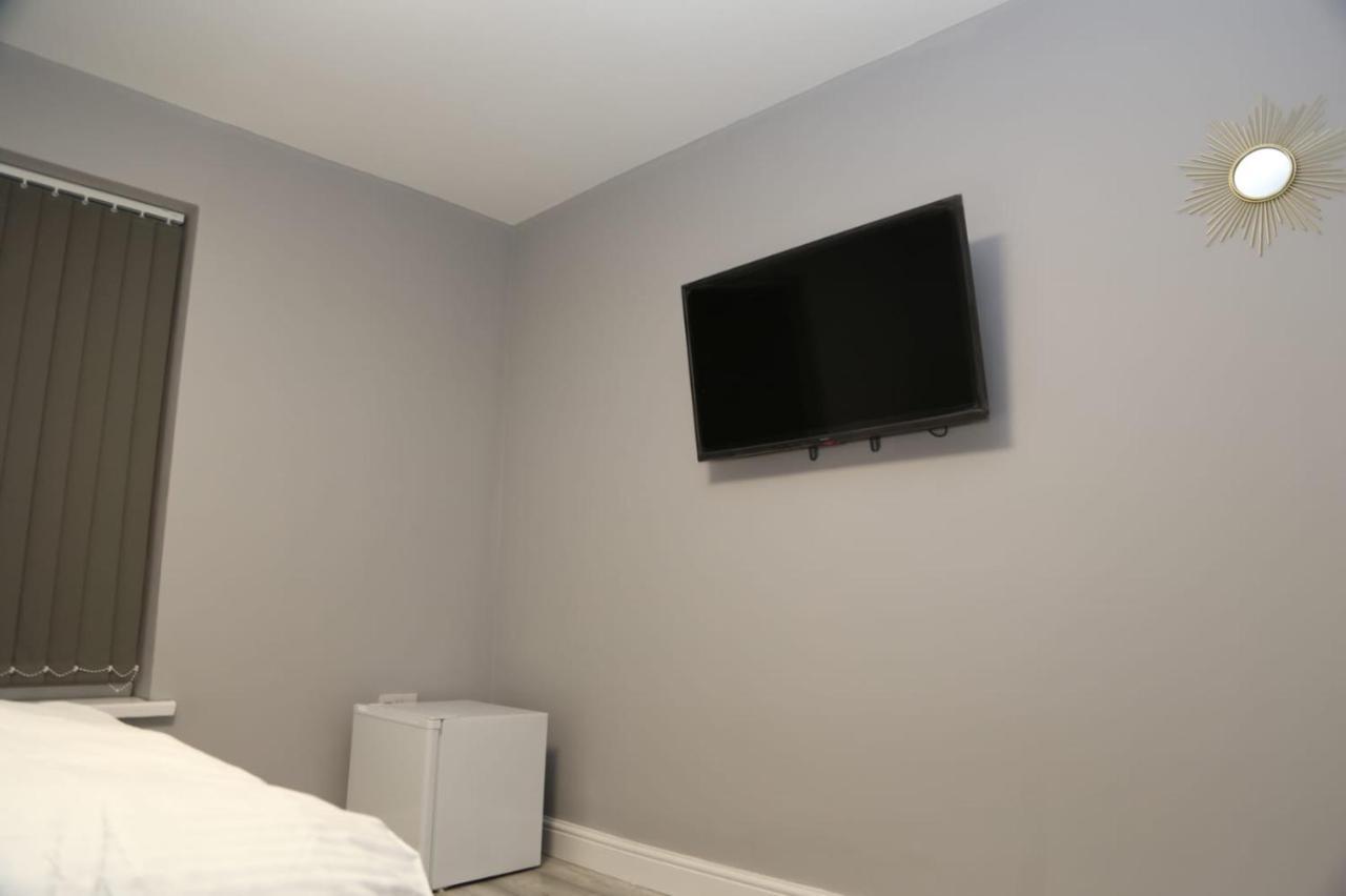 Holiday home Budget 4-bed House In Woolwich *