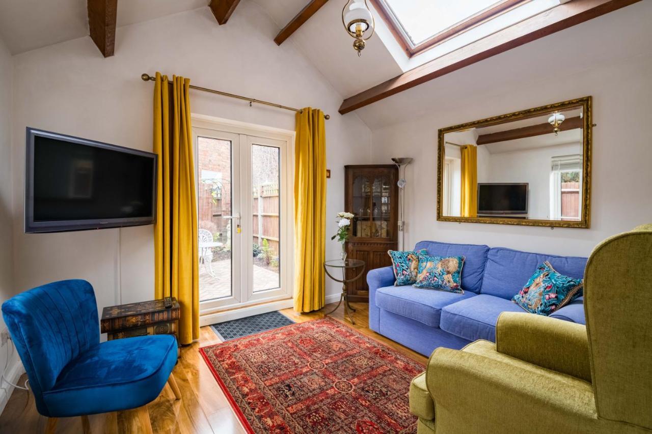 Exclusive In Acton By Underthedoormat Leilighet London