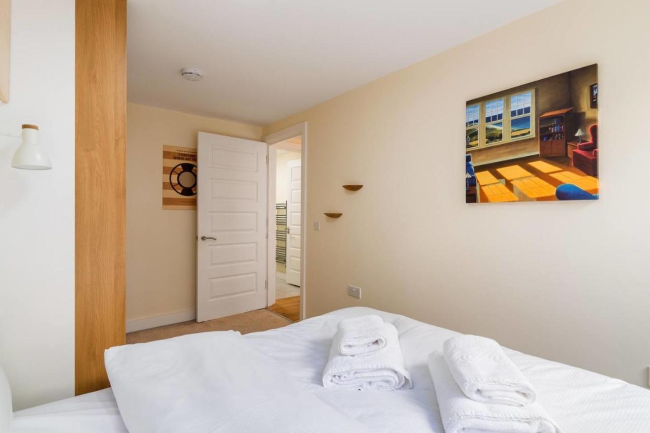 Fantastic Central Brixton Flat For Up To 6 Guests * London