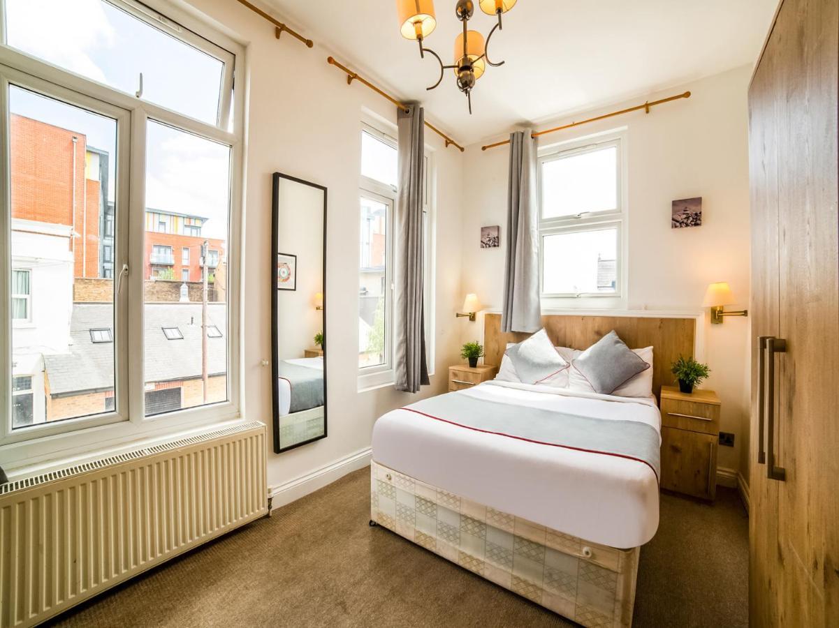 Oyo Tamtam Acton Hotell 3*