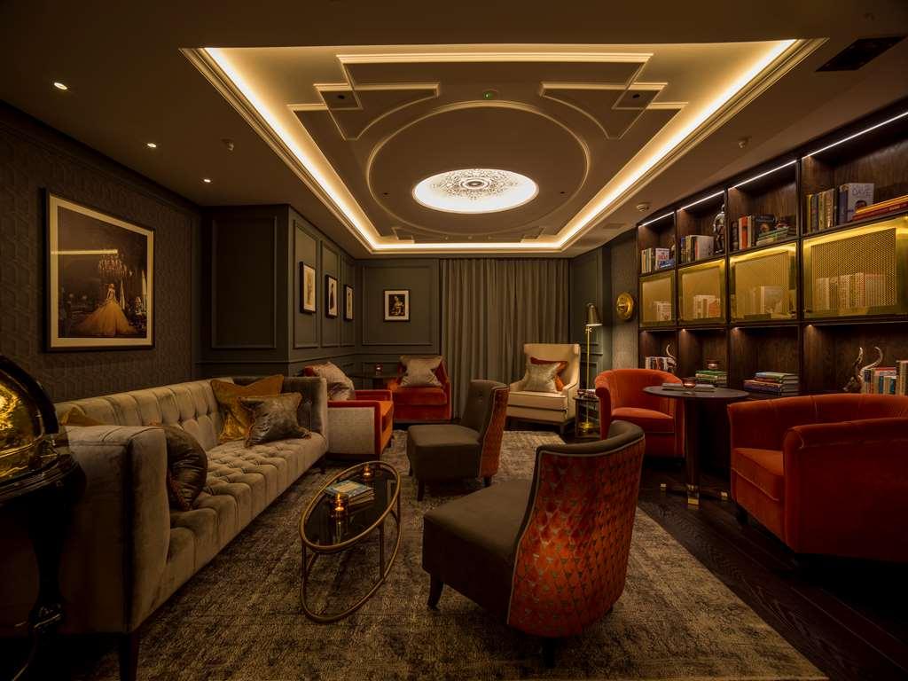 The Guardsman - Preferred And Hotel