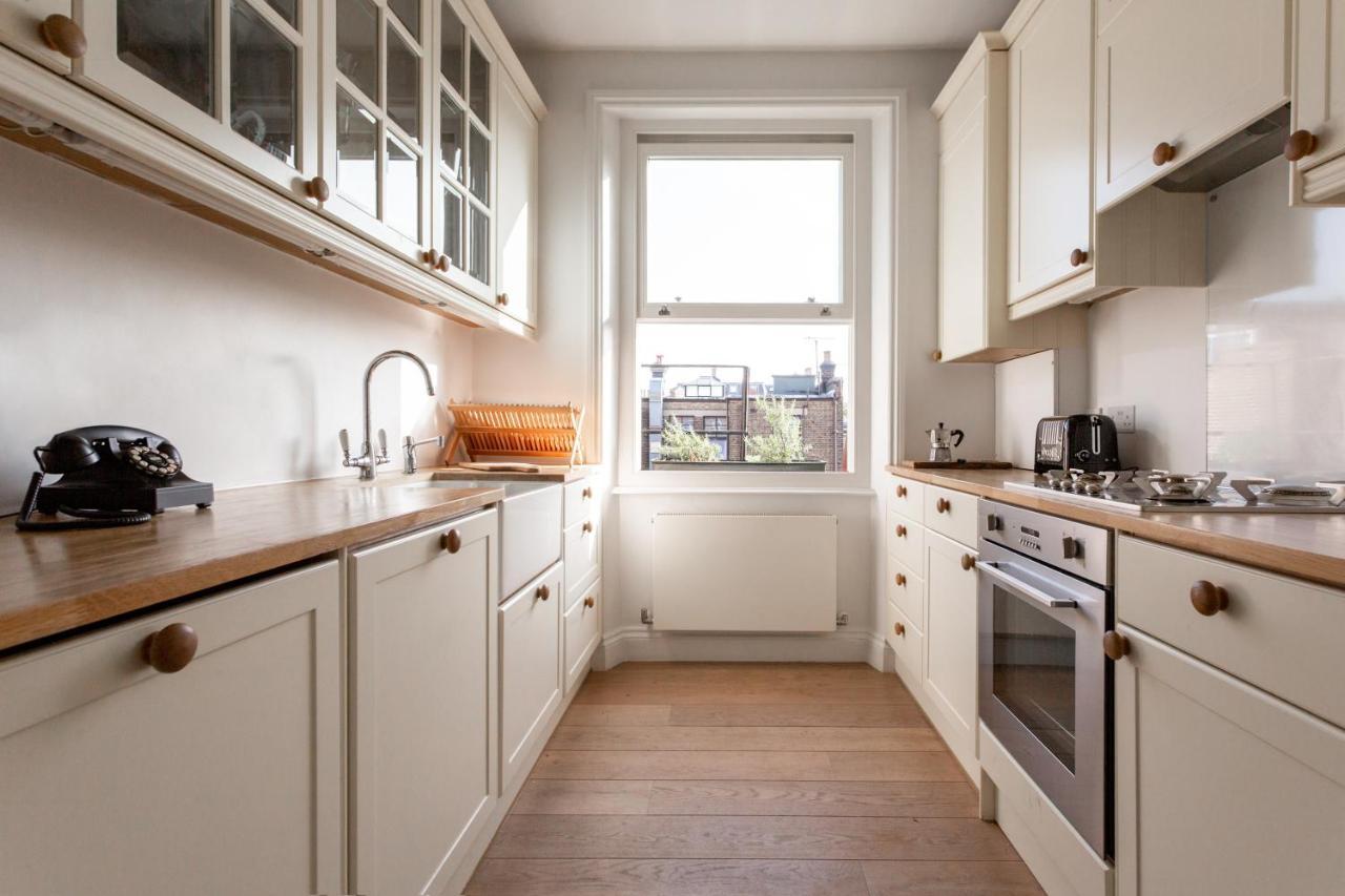 Cresswell Gardens Iv By Onefinestay *