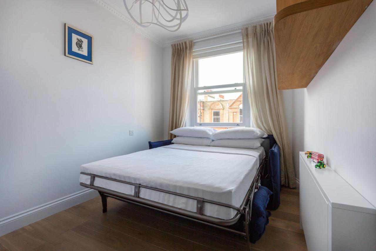 Cresswell Gardens Iv By Onefinestay