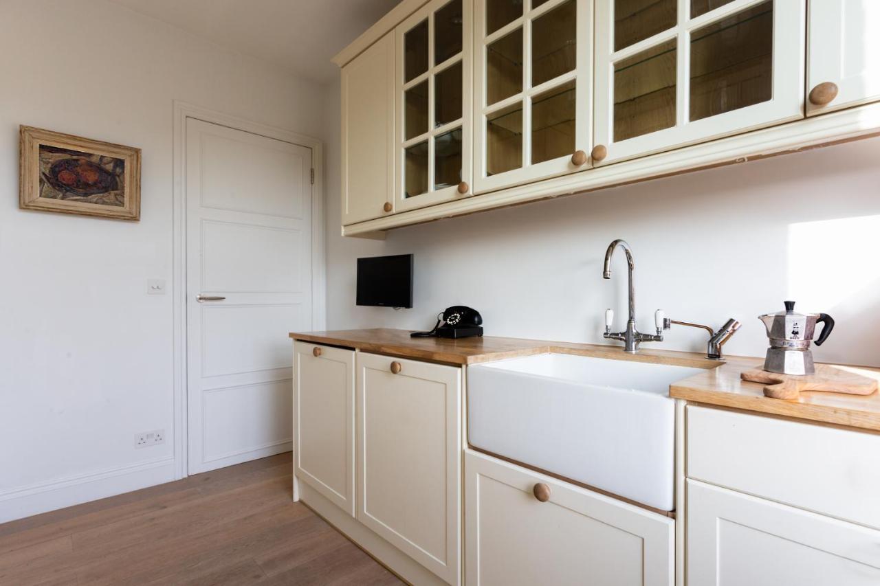 Cresswell Gardens Iv By Onefinestay * London