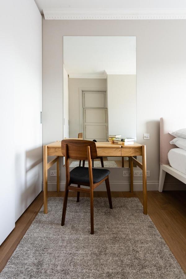 Cresswell Gardens Iv By Onefinestay *