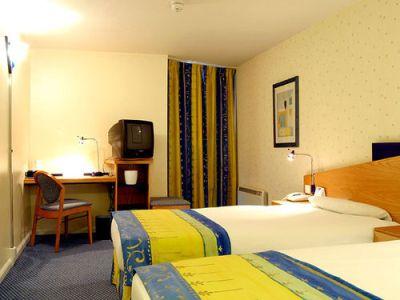 Hotel Express City, An Ihg London