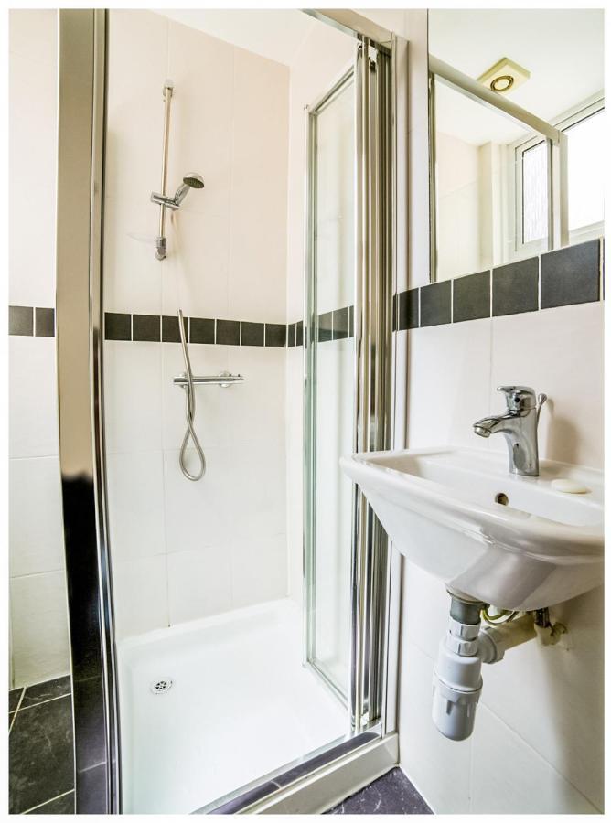 Hotell Oyo Tamtam Acton