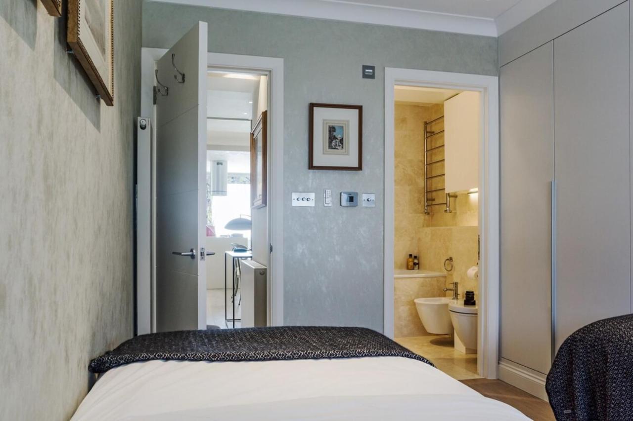 Apartment Beautiful 2 Bedroom 2 Bath Flat In South Kensington *