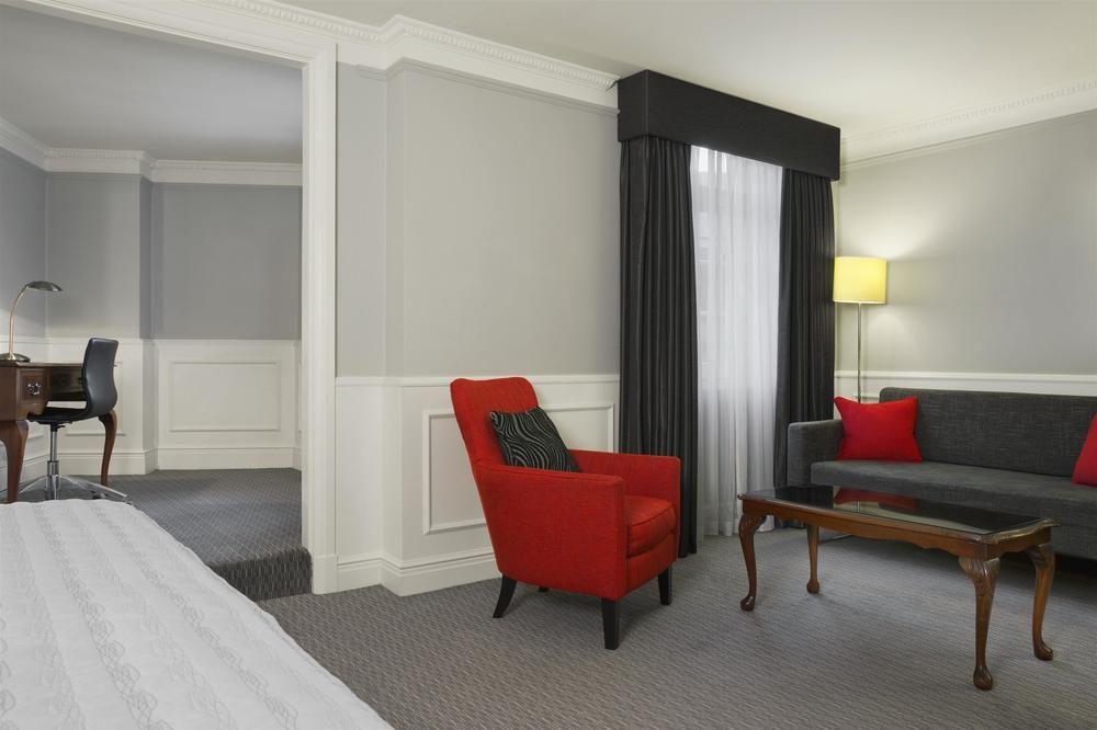 The Dilly Hotel 5*