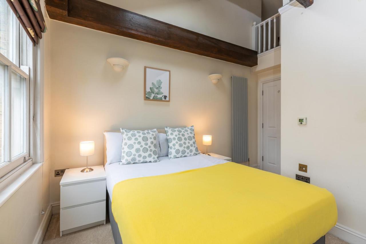 Camden Living Apartment *
