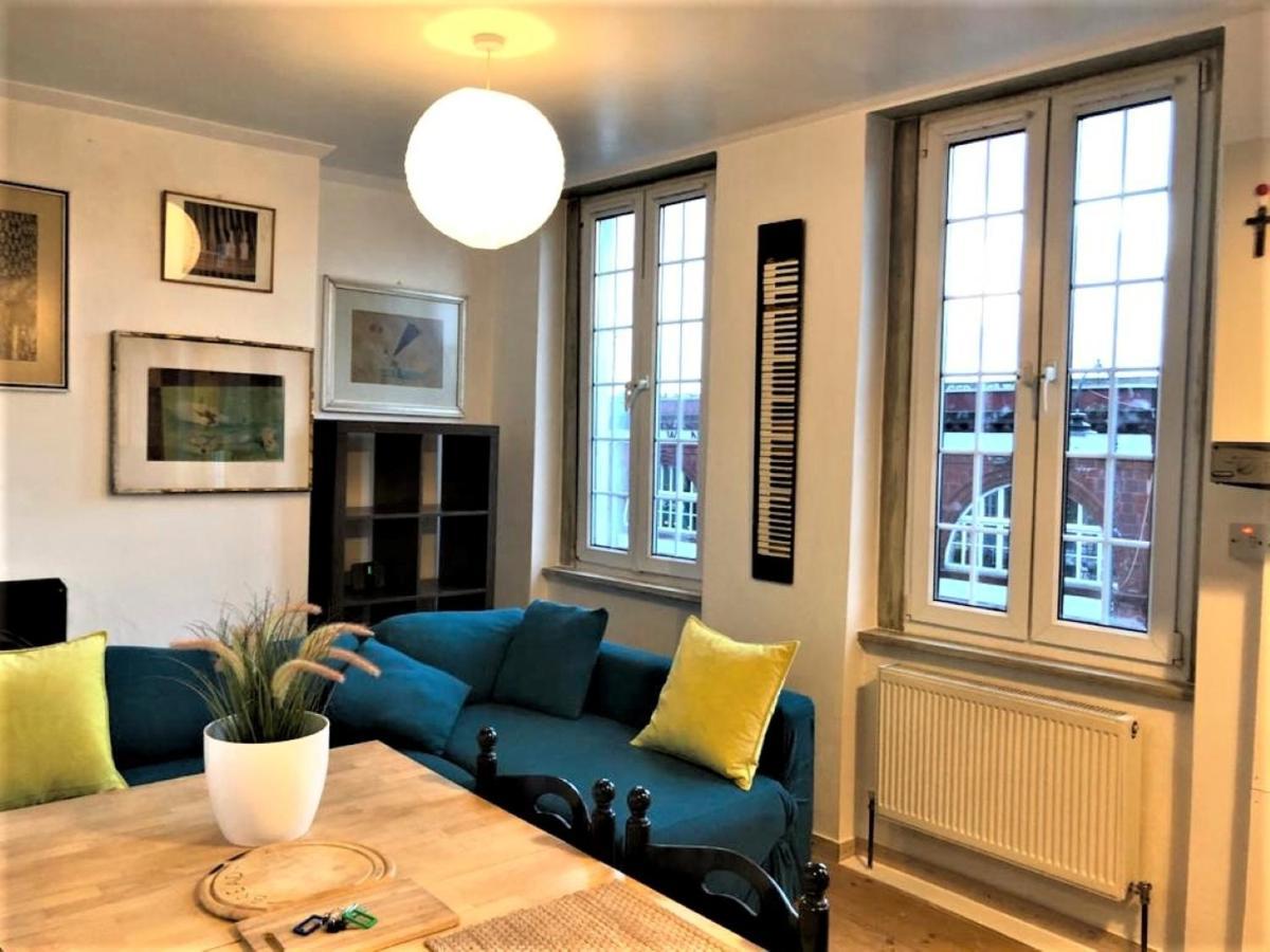 Apartment Splendid 1 Bedroom Flat + Terrace