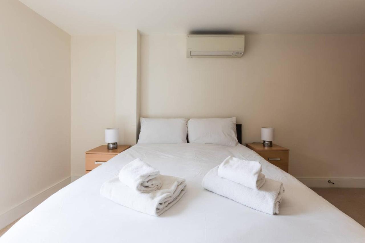 Bright And Modern 3 Bed Hyde Park Leilighet London