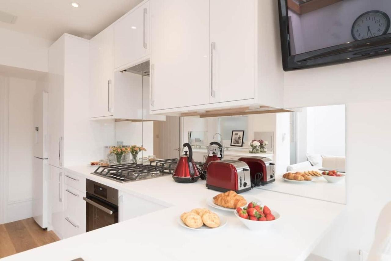 Luxury 2 Bed With Sw Facing Terrace Apartment *