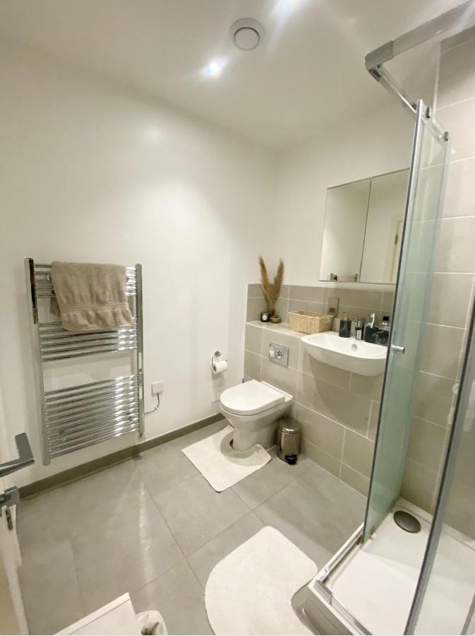 Air Airport 2 Bedroom Privat overnatting