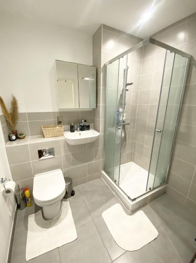 Air Airport 2 Bedroom *