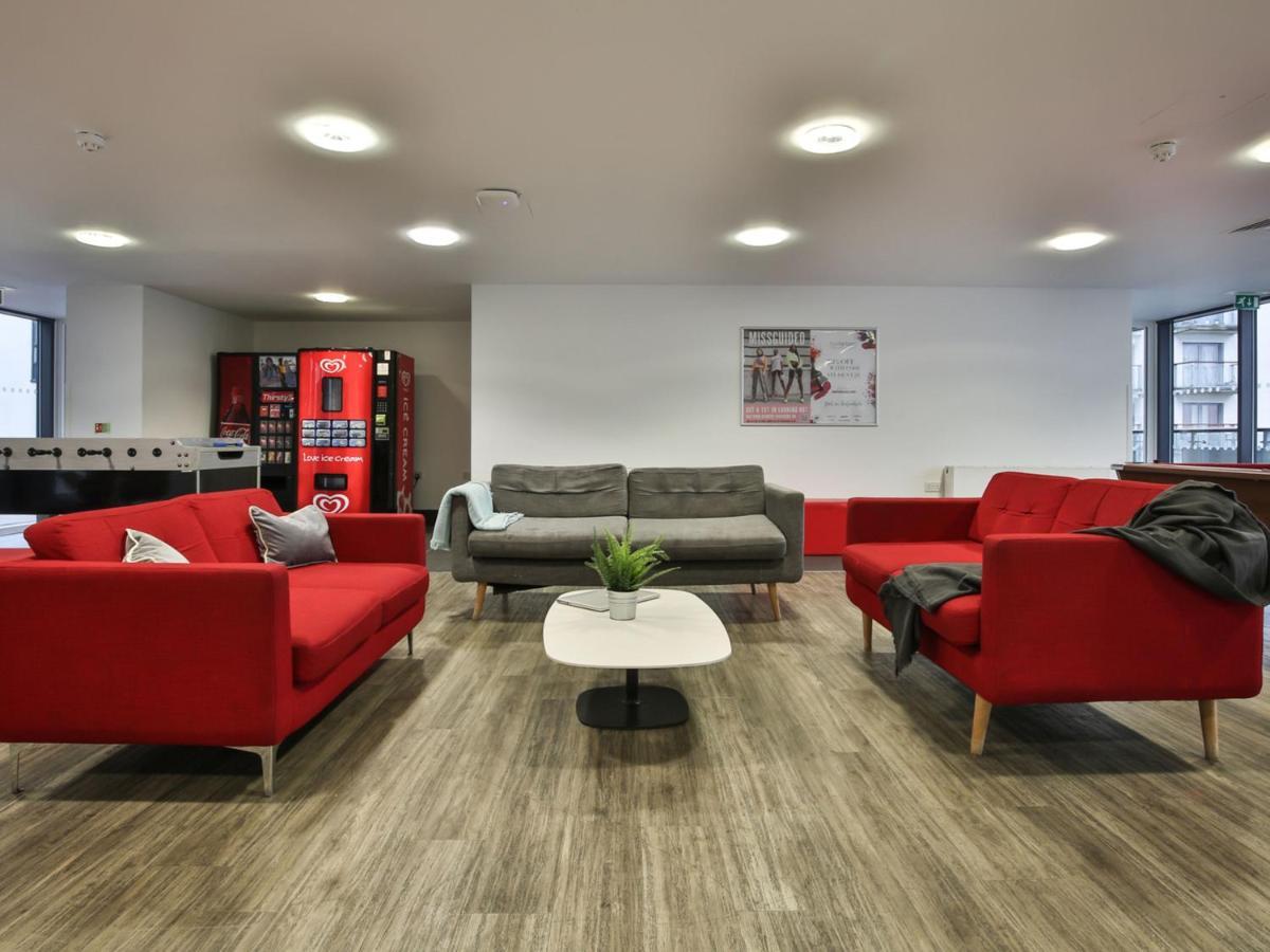 Sterling Court In Wembley *
