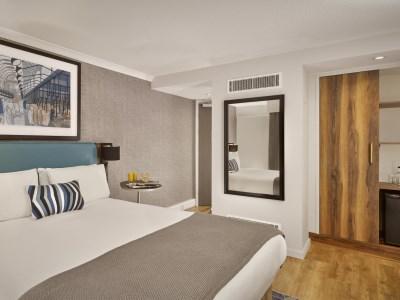 Citadines Barbican 4*