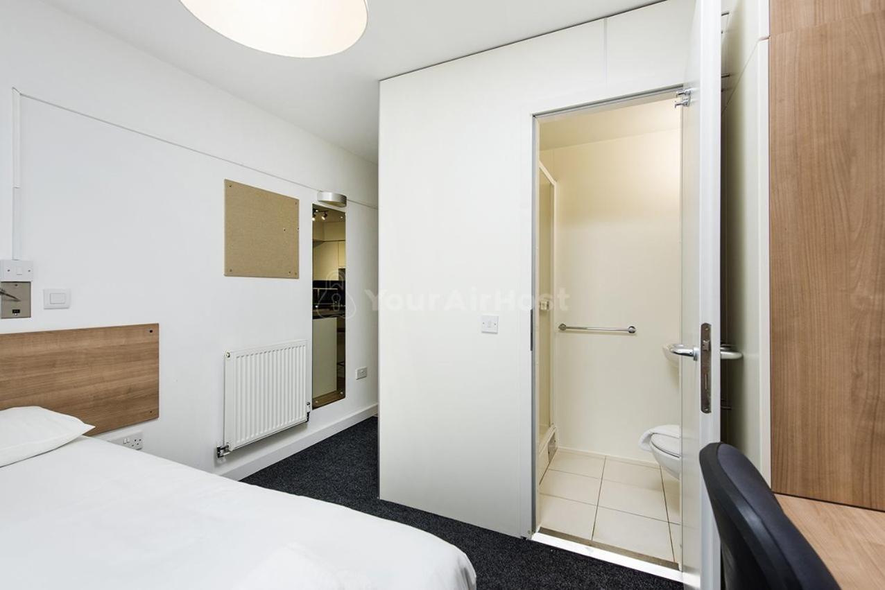 Spacious Accomodation In Camden *