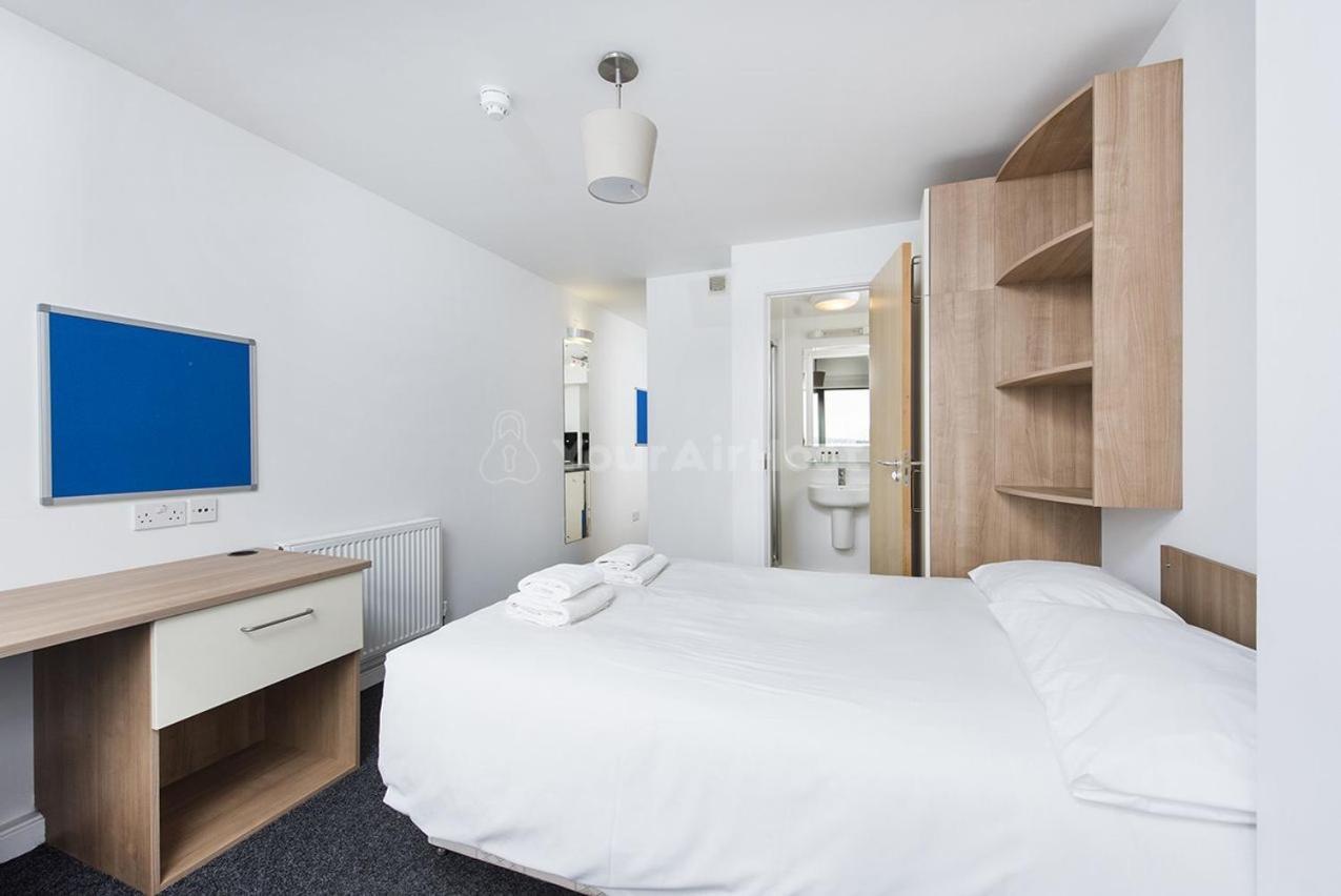 Spacious Accomodation In Camden