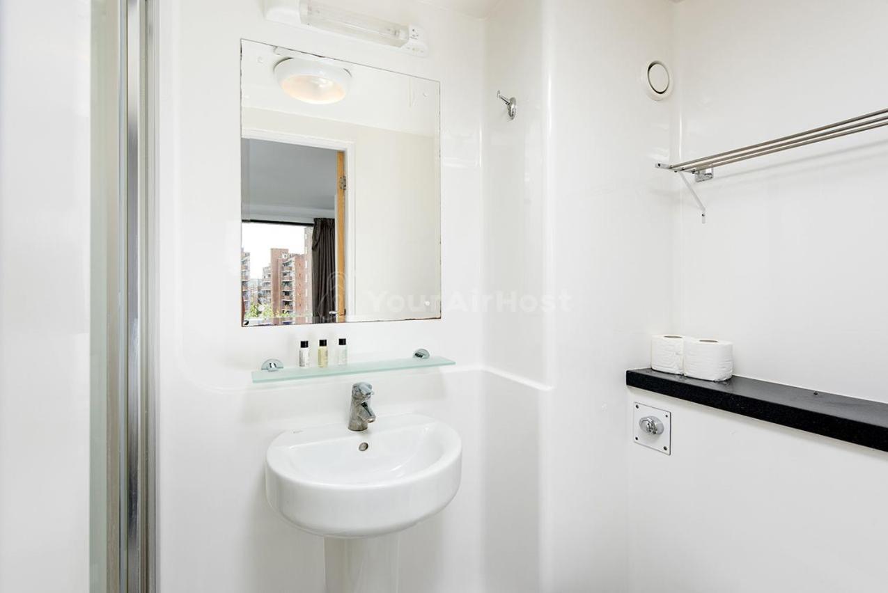 Spacious Accomodation In Camden *