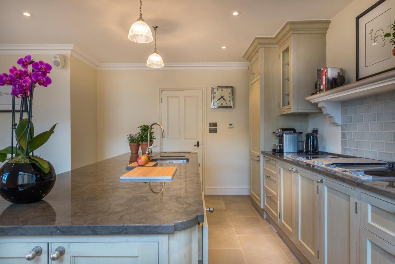The Capital Hotel, & Townhouse 5* Londen