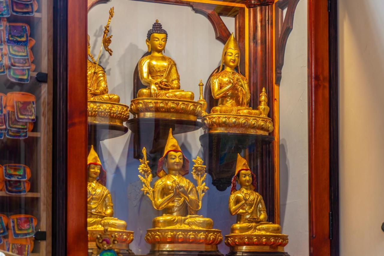 Lotus Guesthouse In Jamyang Buddhist Center London