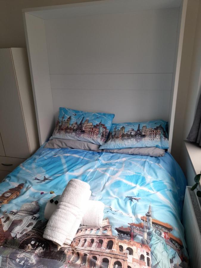 Lovely Double In Shared 3 Privatunterkunft