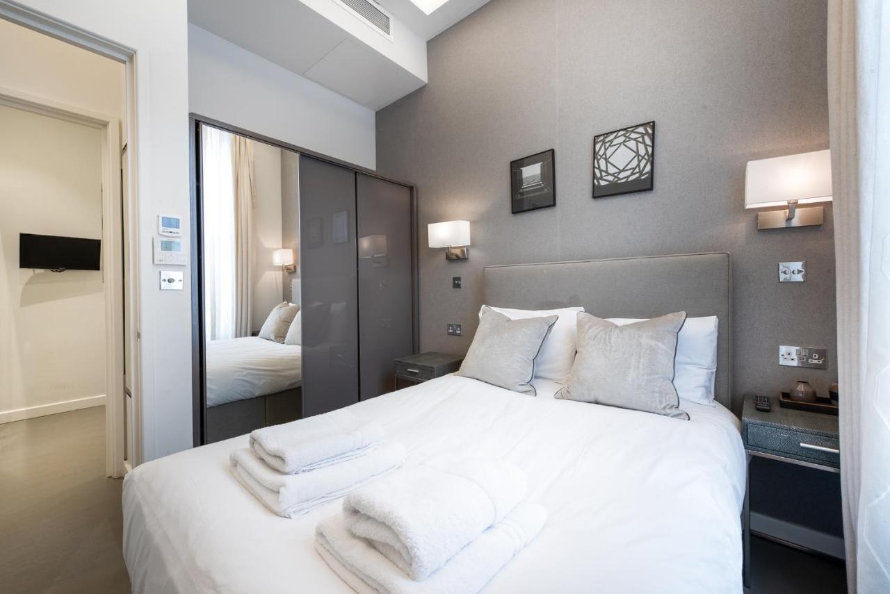 Apartment High Street Kensington London