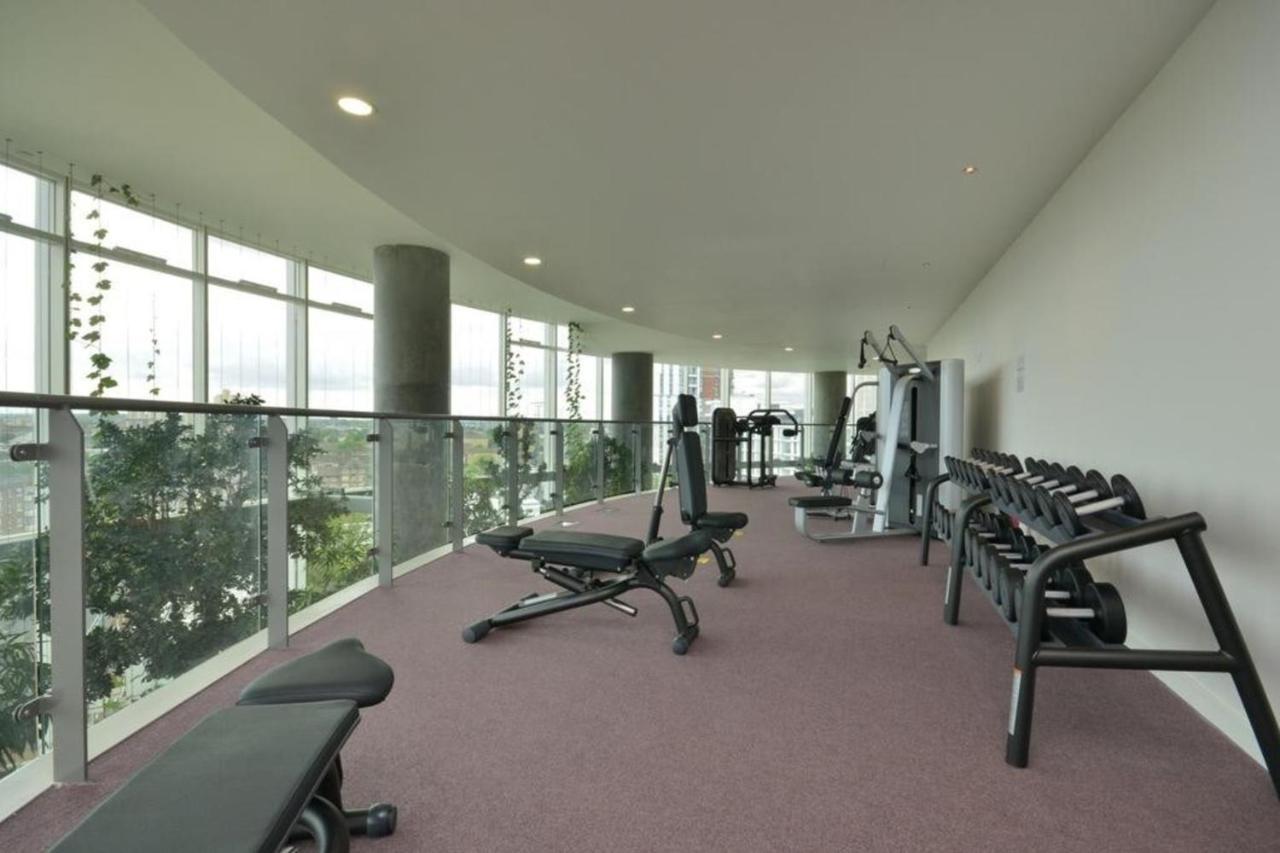 Luxurious 1 Bedroom With Gym And Roof Terrace Apartment *