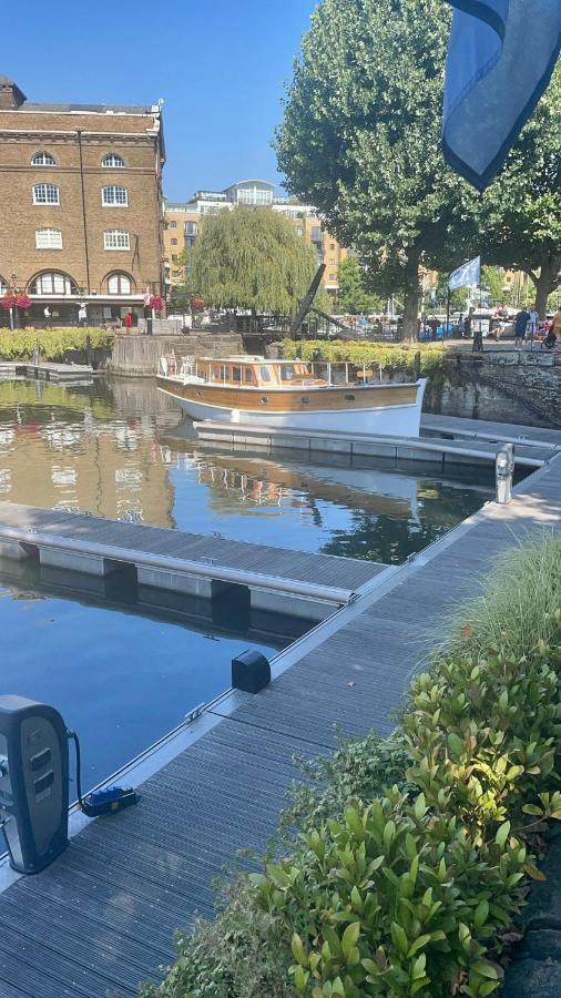 Botel Mandy Sue Londen