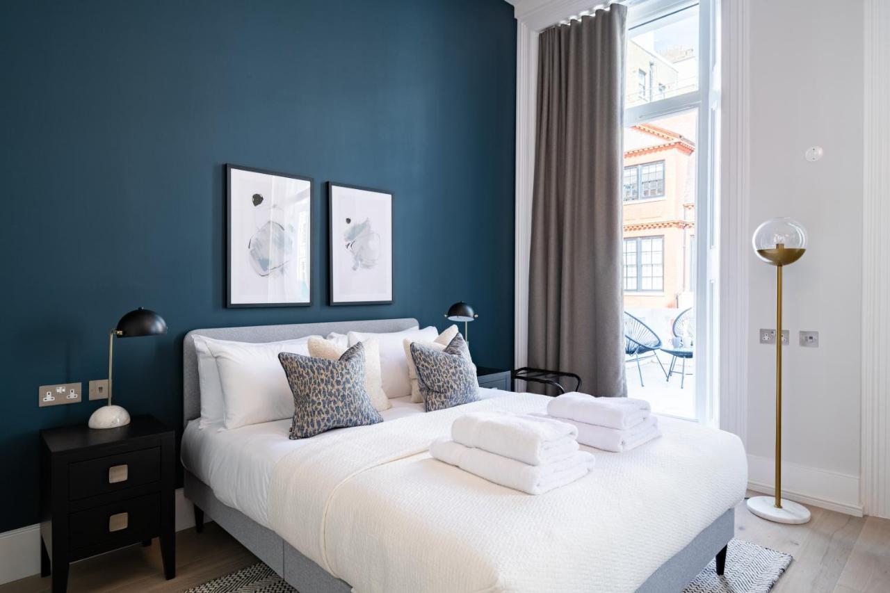 Queensberry Place By Stayo * Londen