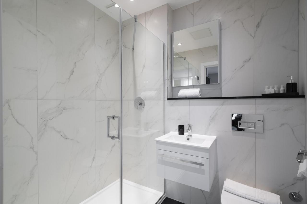 Appartement Queensberry Place By Stayo Londen