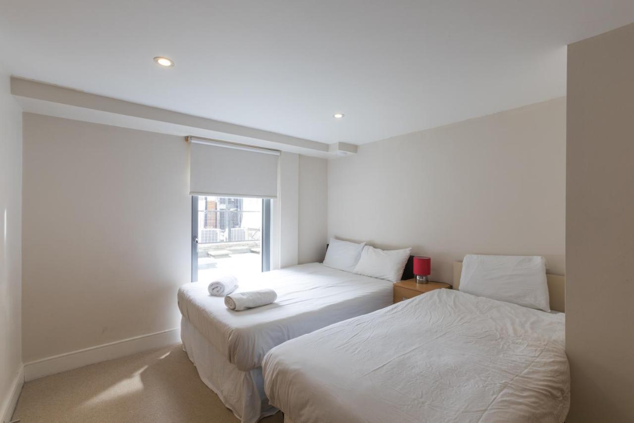 Modern 2 Bed 2 Bath With Outdoor Space Hyde Park Leilighet *
