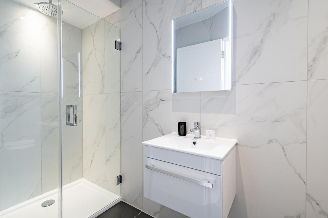 Queensberry Place By Stayo Appartement Londen