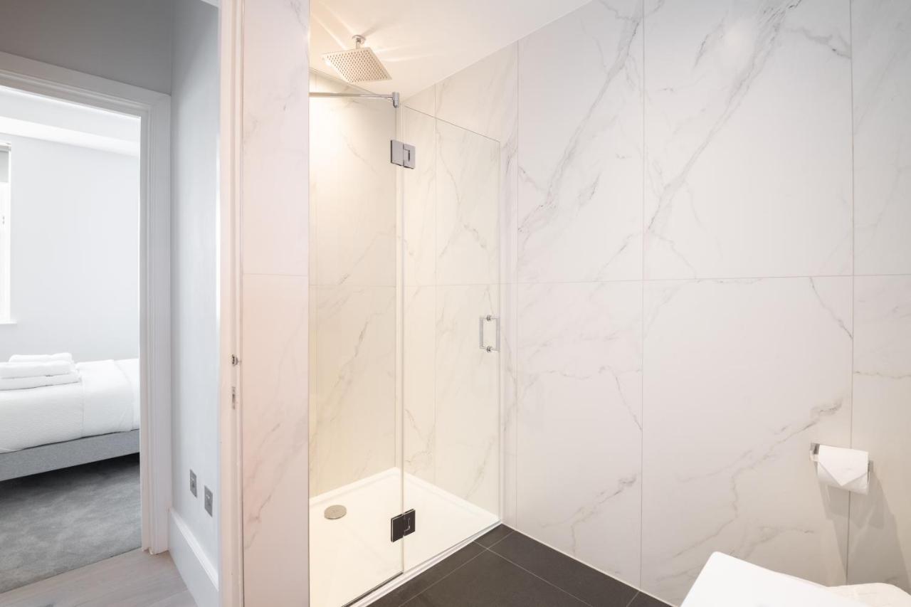 Appartement Queensberry Place By Stayo Londen