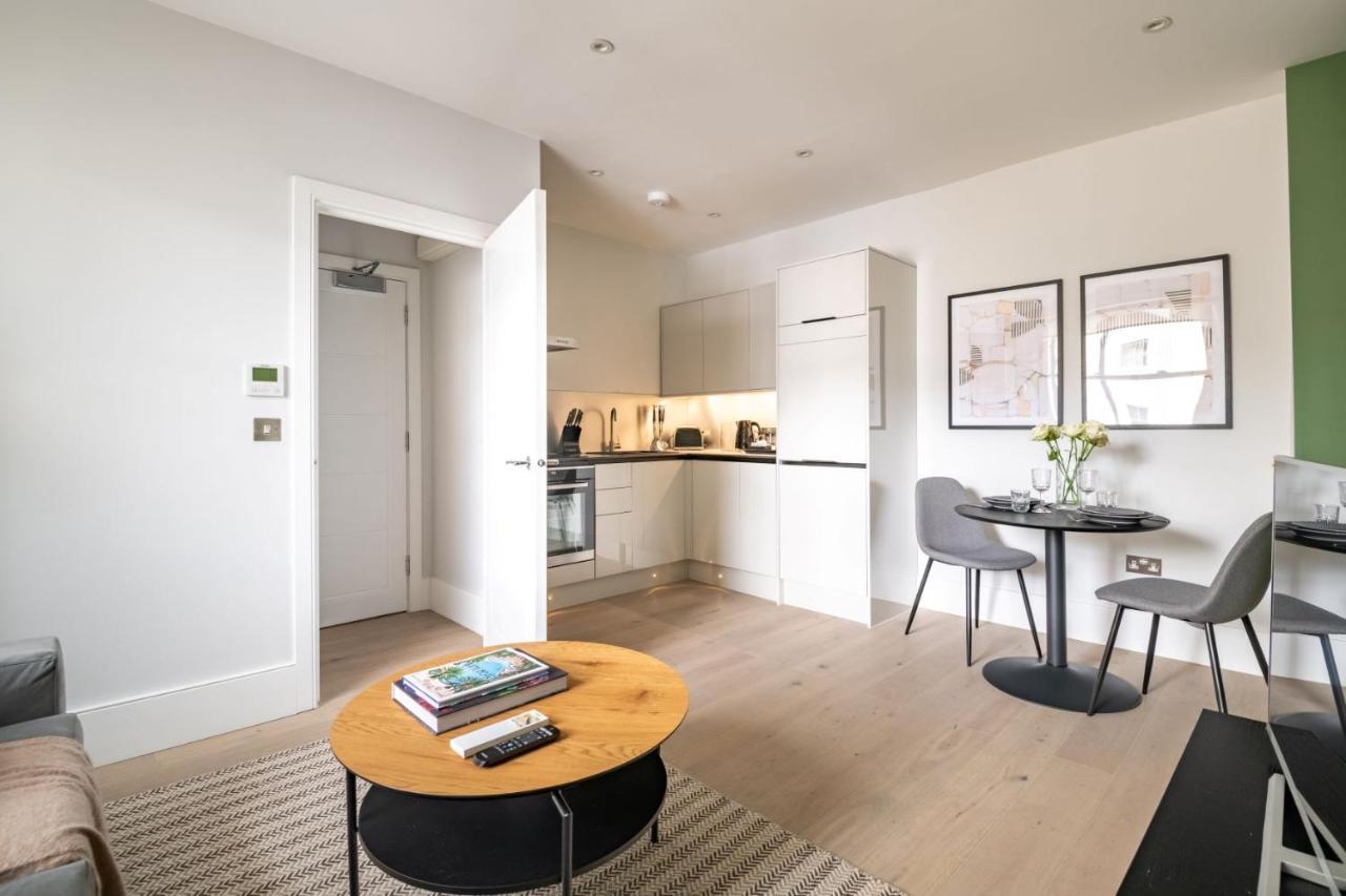 Appartement Queensberry Place By Stayo Londen