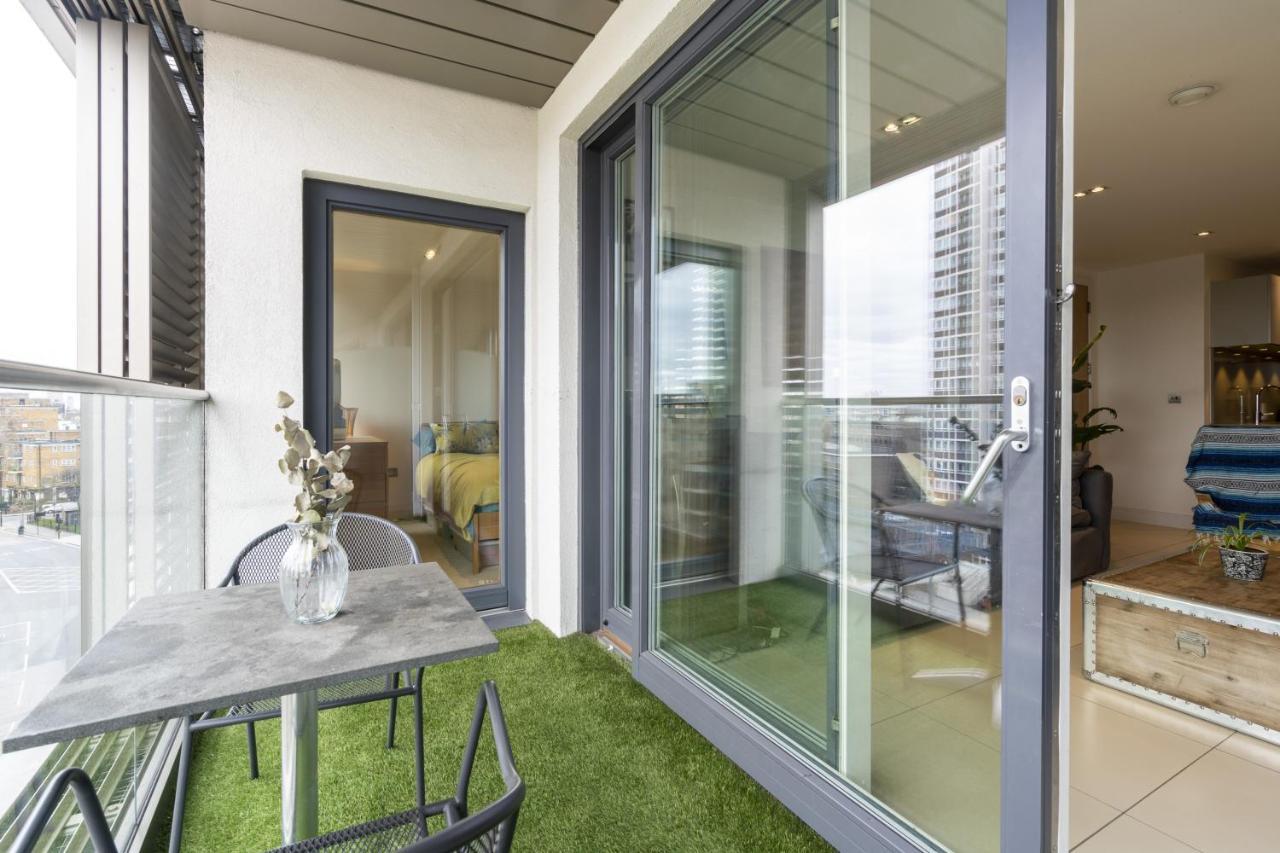 1br Penthouse Flat In East Apartment London